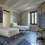 Rhinoceros Lejlighedshotel