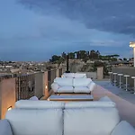 Rhinoceros Lejlighedshotel