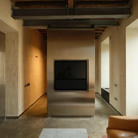 Rhinoceros 5* Rome