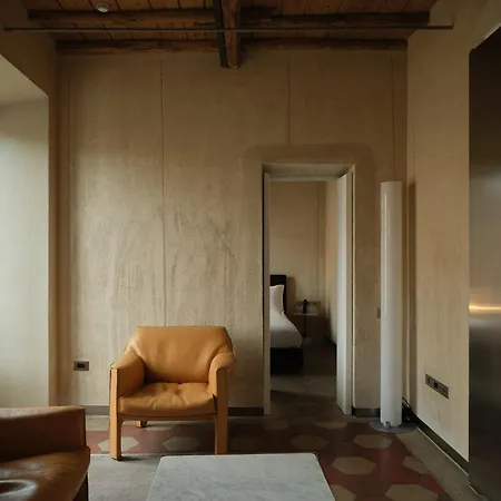 Rhinoceros Apart Otel 5*