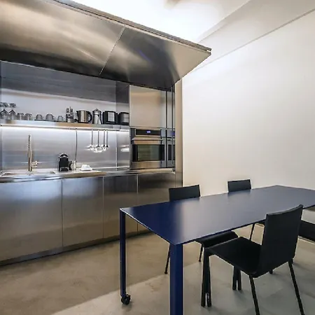 Rhinoceros Aparthotel Roma