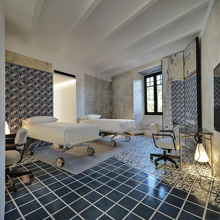 Aparthotel Rhinoceros